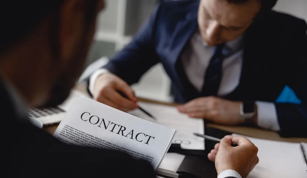 Contractual Discretion